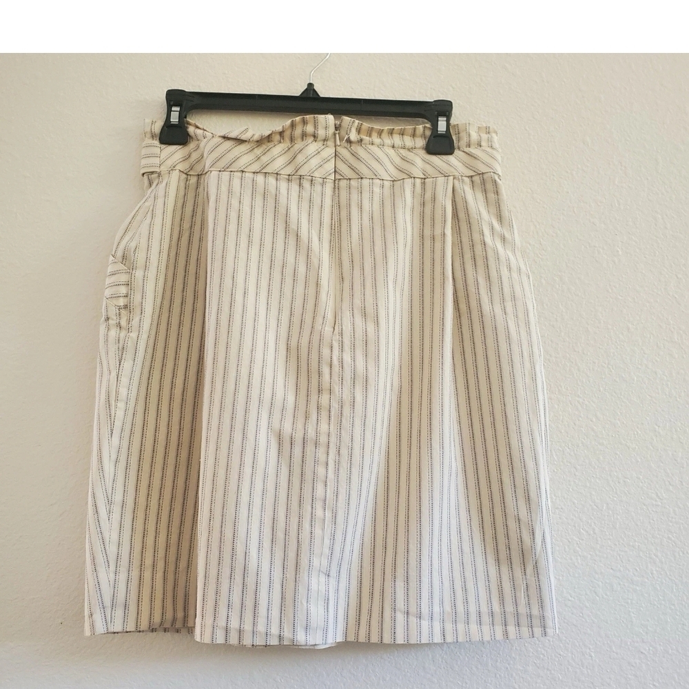 BCBGMaxAzria Women's Striped Paperbag Waist Mini Skirt - Picture 2 of 6
